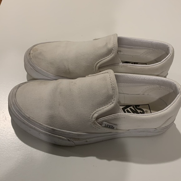 White vans - Picture 3 of 9